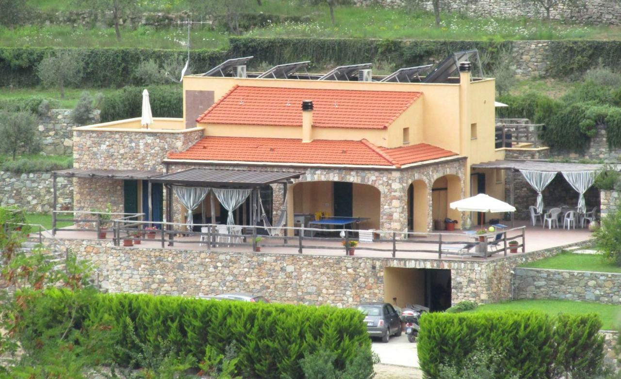 Ort Holiday'S Time Orco Feglino Exterior photo